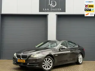 BMW 5-serie 528i High Executive|LUXURY / CAMERA / APK / ACC