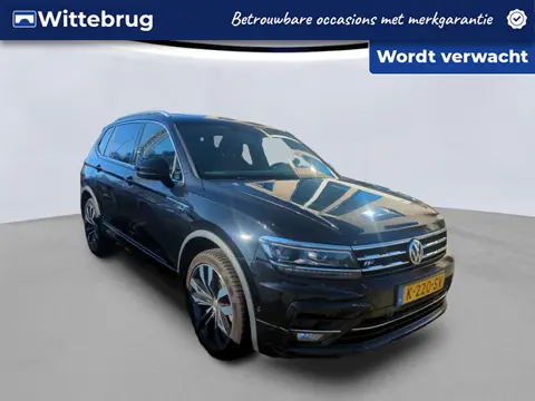 Volkswagen Tiguan Allspace 1.5 TSI R-Line 7p. / 20"LMV / R-Line int. & ext. / Virtual Cockpit / Trek