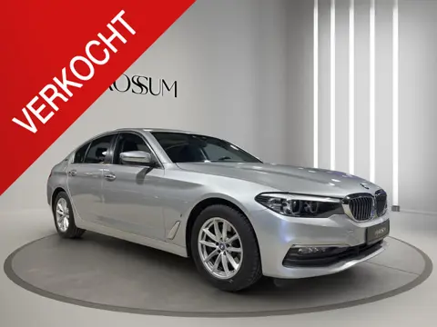 BMW 5-serie 530e iPerformance eDrive Edition | Leder | Schuif-/Kanteldak | Camera | Sfeerverl |