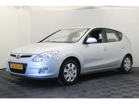 Hyundai i30 1.6i Dynamic (bj 2008, automaat)