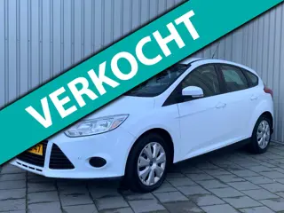 Ford Focus 1.0 EcoBoost Trend|Navigatie|Airco|
