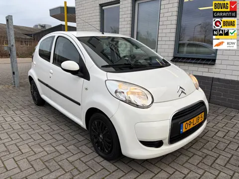 Citroen C1 1.0-12V Ambiance / Airco / Telefoon / Groot luxe radio scherm / Centrale vergrendeling