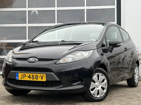 Ford Fiesta 1.25 Limited 60pk | Zuinig | Centrale vergrendeling met afstandsbediening | Isofix beves