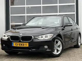 BMW 3-serie 320i High Executive 184pk | Automaat | Bi-xenon koplampen | Bluetooth | Cruise Control |