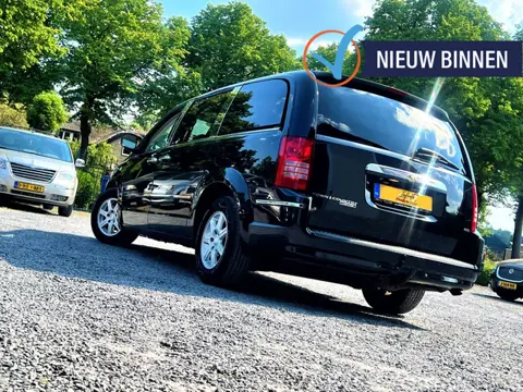 Chrysler Grand Voyager 4.0 V6 LIMITED SWIVEL&GO+TAFEL YOUNGTIMER! 3xTV/DVD/