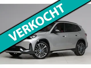 BMW IX1 30 xDrive xLine | panoramadak | head-up | 360 camera | elek. trekhaak | harmankardon | keyle