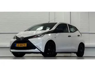 Toyota Aygo 1.0 VVT-i x-now Airco Mooi! Garantie Nieuwe APK