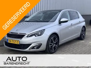 Peugeot 308 1.2 PureTech Allure Automaat | Panoramadak | Navigatie