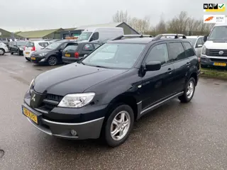 Mitsubishi Outlander Sport 2.0 Invite+