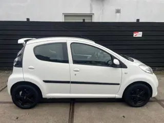 Citroen C1 1.0-12V Séduction AIRCO/5 DEURS/GOED ONDWERHOUD/NIEUWE APK!