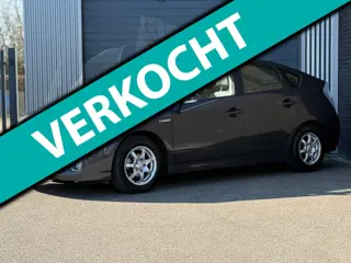 Toyota Prius 1.8 Dynamic 2e EIG/NAVI/PANO/CLIMA/CRUISE