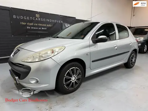 Peugeot 206 + 1.1 XR Nap/5Drs/APK 04-2027!