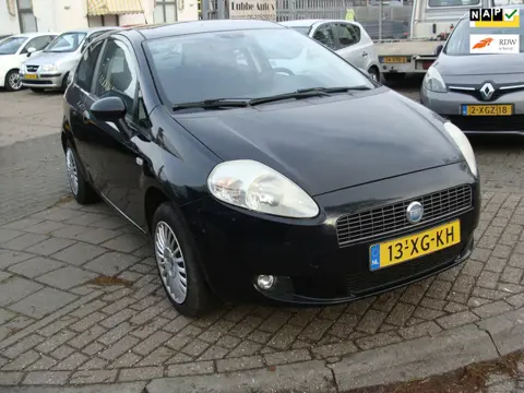 Fiat Grande Punto 1.4 Dynamic st bekr airco elek pak nap apk