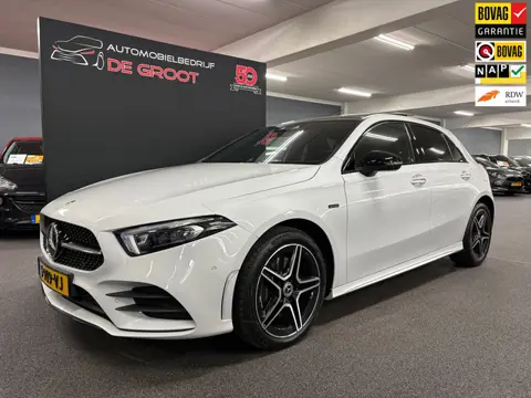 Mercedes-Benz A-klasse 250 e Business Solution AMG Limited / Pano