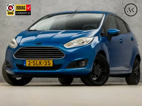 Ford Fiesta 1.0 EcoBoost Titanium (NAVIGATIE, CLIMATE, LM VELGEN, SPORTSTOELEN, GETINT GLAS, PARKEER
