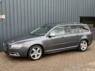 Volvo V70 2.5T R-Design AUTOMAAT!/1E EIGENAAR!/231 PK!/APK!/