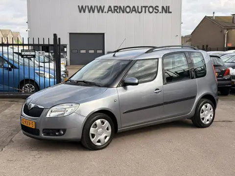 Škoda Roomster 1.4-16V Tour, 131.421 KM NAP, NIEUWE DISTRIBUTIERIEMSET, APK TOT 24-03-27, AIRCO, CRU