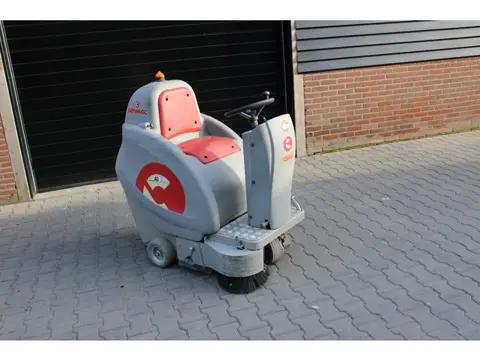 cowloc zit veegmachine elektrische met nieuwe accus
