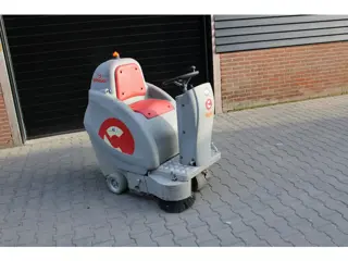 cowloc zit veegmachine elektrische met nieuwe accus