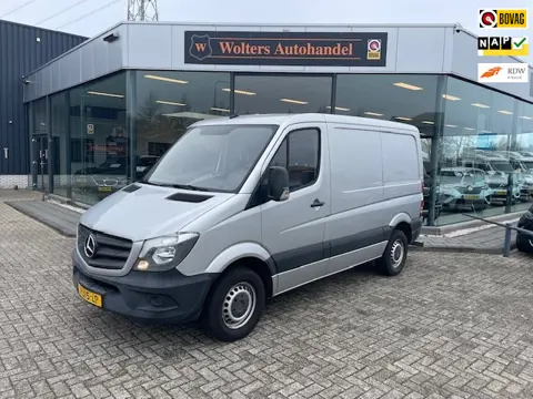 Mercedes-Benz Sprinter 211 2.2 CDI 325 HD me geïsoleerde bak