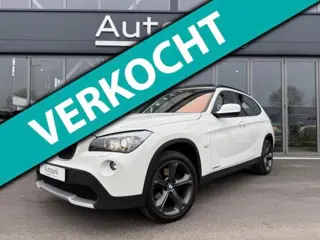 BMW X1 SDrive18d Executive PANO Xenon Trekhaak Sportstoelen