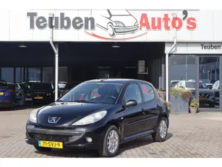 Peugeot 206 + 1.4 Sportium Airco, Radio cd speler, Cruise control, Elektrische ramen