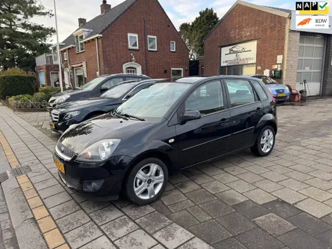 Ford Fiesta 1.4-16V Futura | Automaat