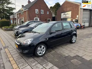 Ford Fiesta 1.4-16V Futura | Automaat