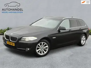 BMW 5-serie Touring 523i Executive AIRCO PANO PDC NAVI