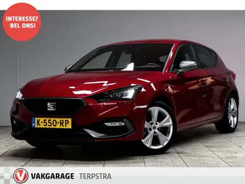 SEAT Leon 1.0 TSI FR/ Virtual Cockpit/ 17'' LMV/ LED koplampen/ Sportstoelen/ Apple + Android/ Zwart