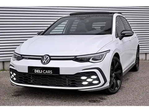 Volkswagen Golf 1.4 eHybrid GTE 245 pk Black Style IQ-Light | Pano | DSG | Apple-Carplay