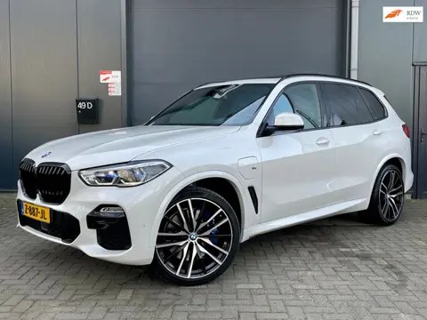 BMW X5 XDrive45e High Executive BTW HUD CARPLAY PANO LASERLIGHT SOFTCLOSE KEYLESS MEMORYSEATS LUCHTV
