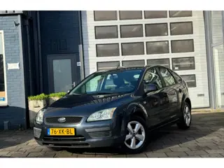 Ford Focus 1.6-16V Champion | Elek-Pakket | Airco | PDC | 5-DRS