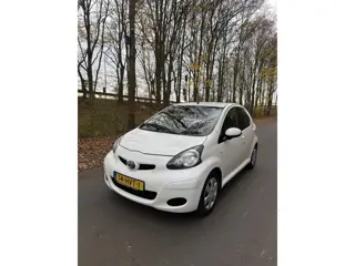 Toyota Aygo 1.0-12V Comfort, 4-deurs! Nwe APK!
