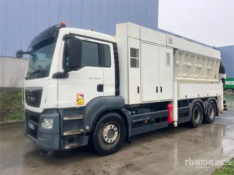 MAN ESE 26/8-DV-K on MAN TGS33.440 4x2 Vacuum Tanker
