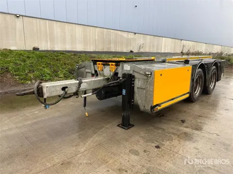 Wagenaar D&P TM T/A Skidloader Container Chassis T