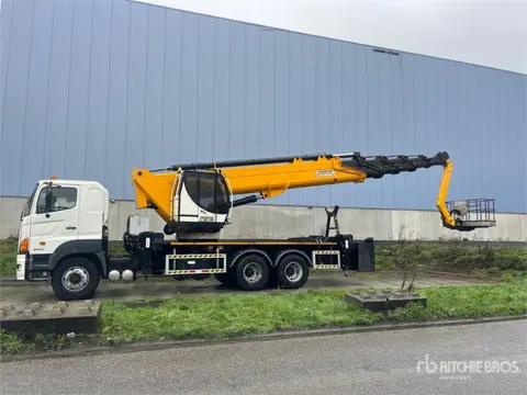 Hino Uzmanlar HTF 45 45 m on Hino 700 6x4 Bucket Truck