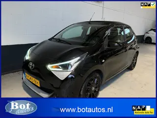 Toyota Aygo 1.0 VVT-i x-play / CABRIO / AIRCO / LMV / ACHTERUITRIJCAMERA / SLECHTS 55.000 KM / NEDER