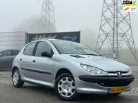 Peugeot 206 1.4 One-line 5-DRS Elek-Pakket Inruil koopje!