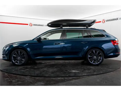 Škoda Superb Combi 1.4 TSI iV Business Edition Plus Complete auto! inc. Fietsen drager en ski koffer