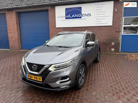 Nissan Qashqai 1.3 DIG-T Tekna 360 Camera, trekhaak, PDC V+A, Lane assist,Voorruitverw.