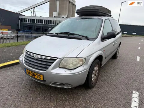 Chrysler Voyager 2.4i SE