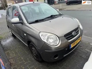 Kia Picanto 1.0 Seven /5 DRS/Airco !!goed lezen !!!