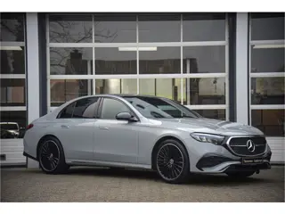 Mercedes-Benz E-Klasse 300 e AMG Line (bj 2024, automaat)