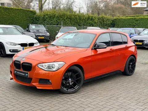 BMW 1-serie 116i Business+ M sport|Nieuwe Ketting + Klepseals|Cruise control|Trekhaak|Climate contro