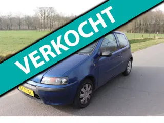 Fiat Punto 1.2-16V Dynamic. Zie Tekst.
