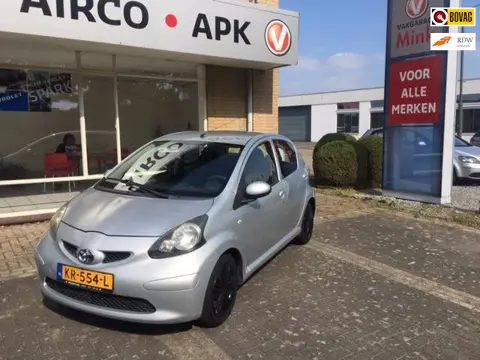 Toyota Aygo 1.0-12V + 5DRS.AIRCO+rijdbare schade