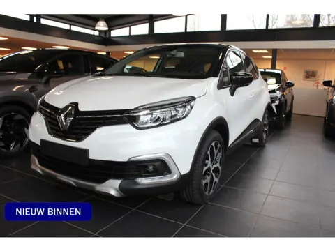 Renault Captur 1.2 TCe Bose EDC AUTOMAAT, PANODAK