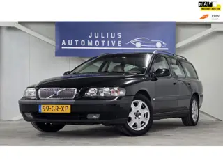 Volvo V70 2.4 Comfort Line Youngtimer Trekhaak A/T Garantie!