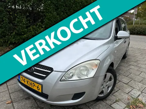 MET AIRCO & APK TOT 18-11-2026! KIA Cee'd Sporty Wagon KIA Cee'd MET AIRCO & APK TOT 18-11-2026!